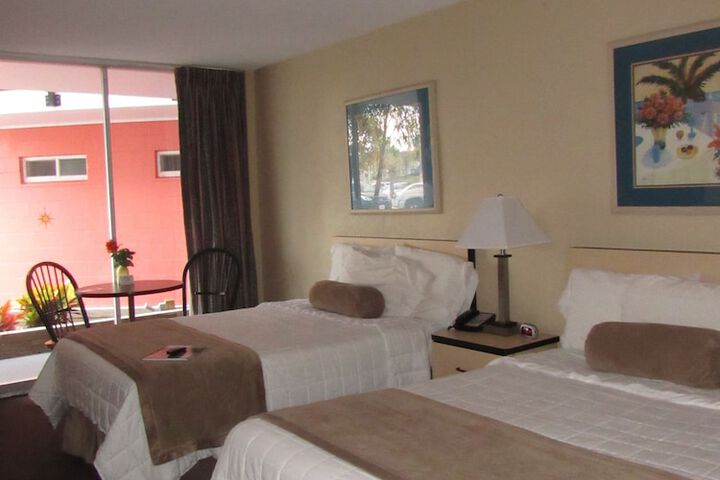 Room 28 of 44