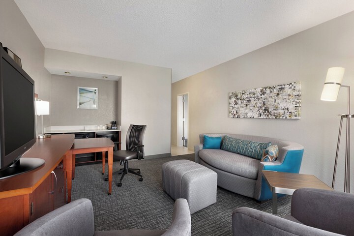 Room 21 of 42