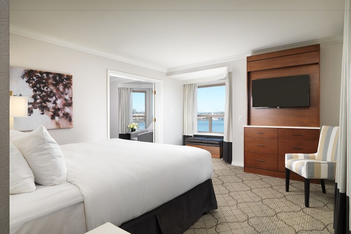 Room 21 of 46
