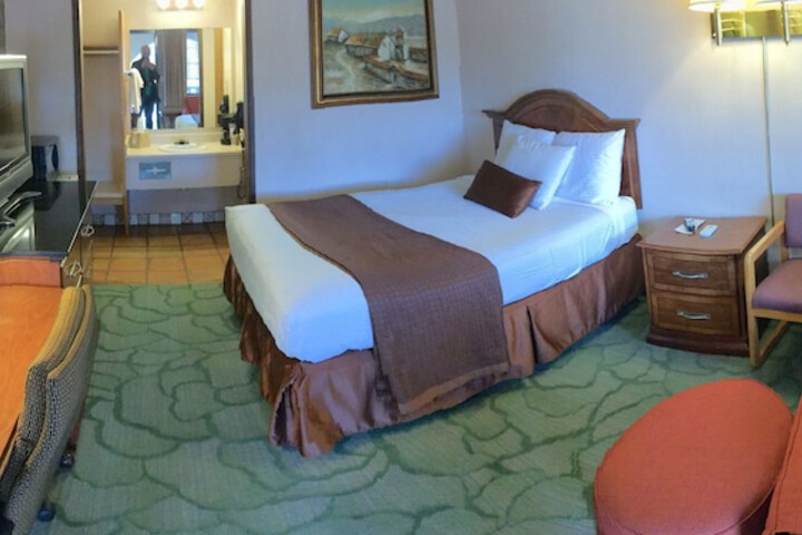 Room 22 of 36