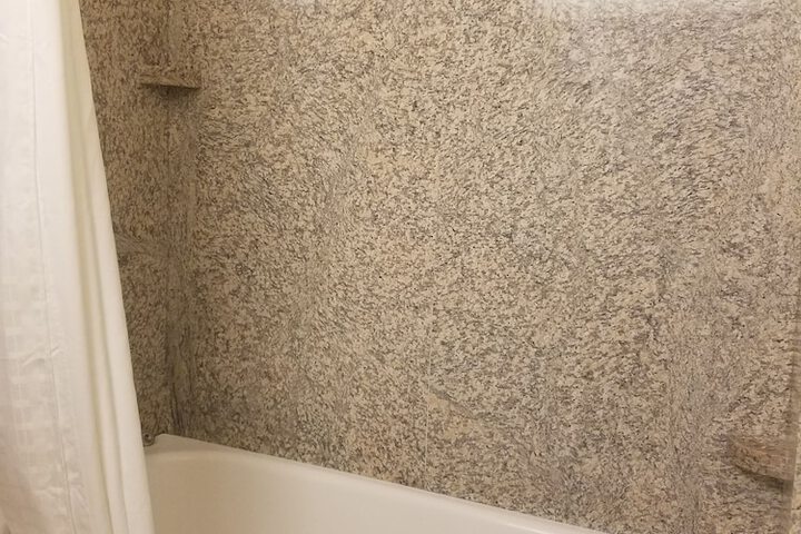 Room 33 of 60
