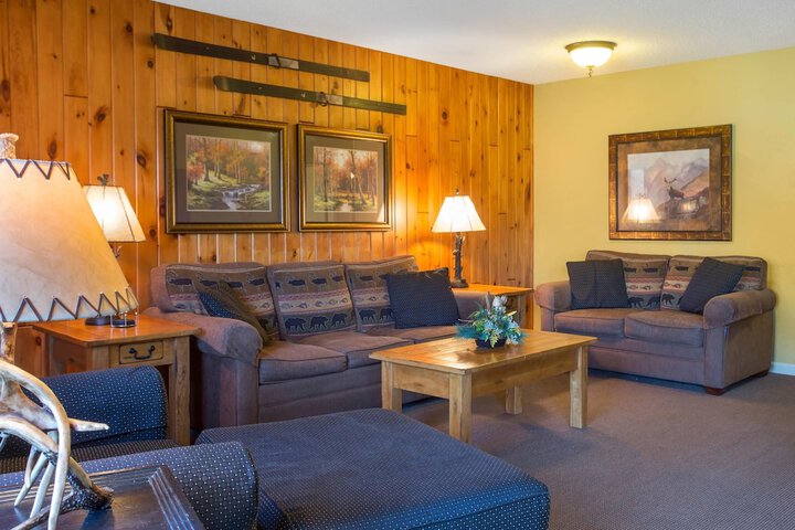 Bluegreen Vacations Blue Ridge Village an Ascend Collection Resort