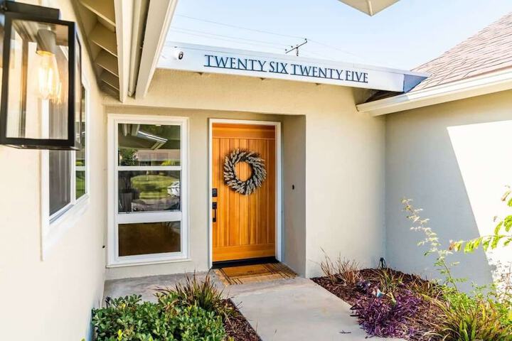 at Marbella Lane - Cozy Modern Home w / Relaxing Design & Pool