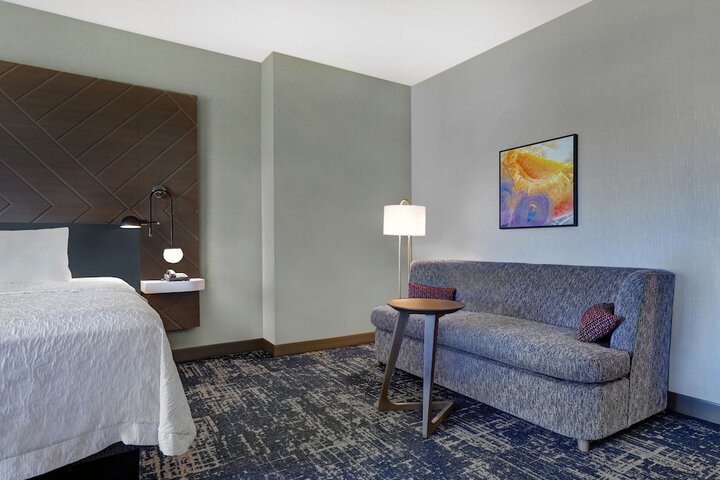 Room 13 of 41