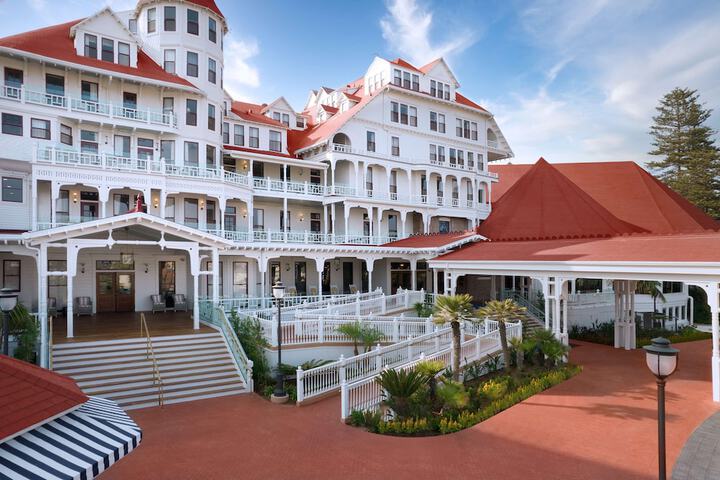 Hotel 14 of 162