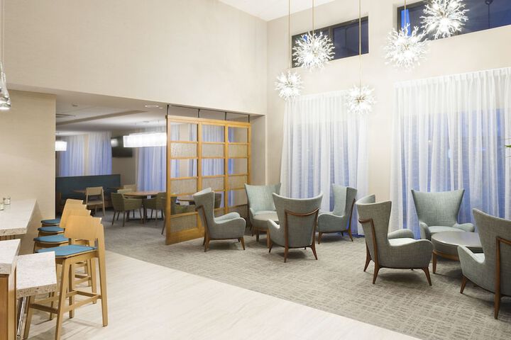 Hotel Interior 10 of 34
