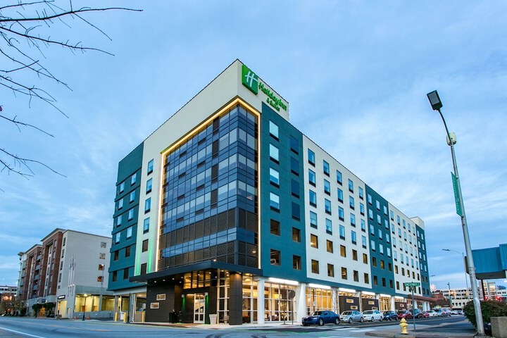 Hotel 6 of 66