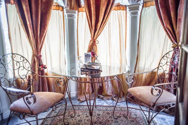 Room 4 of 71