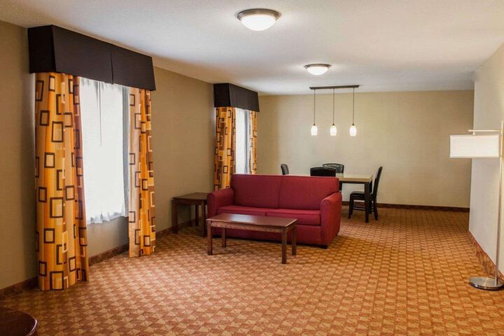 Quality Inn Franklin I-65