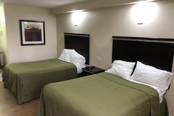 Room 12 of 15