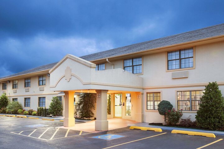 Hotel 2 of 15