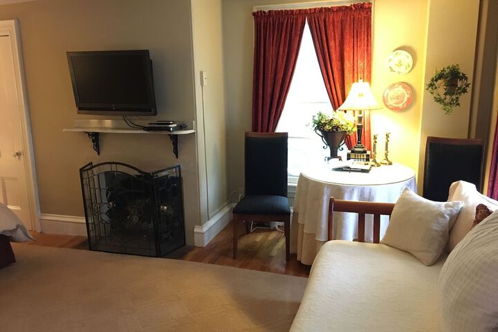 Room 26 of 72