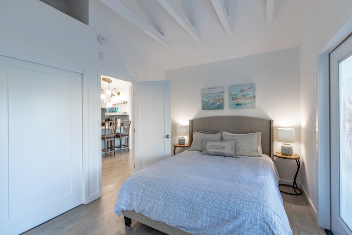 Marbella Lane Pedro Point Beach House with Hot Tub