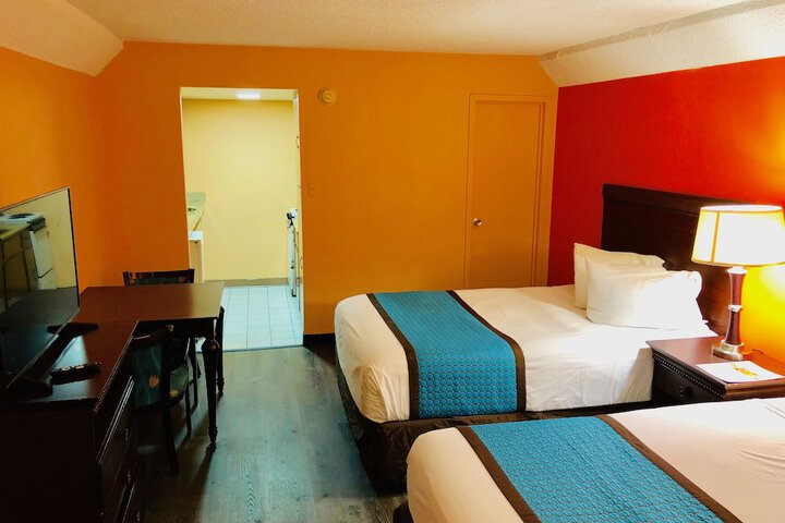 Room 21 of 29