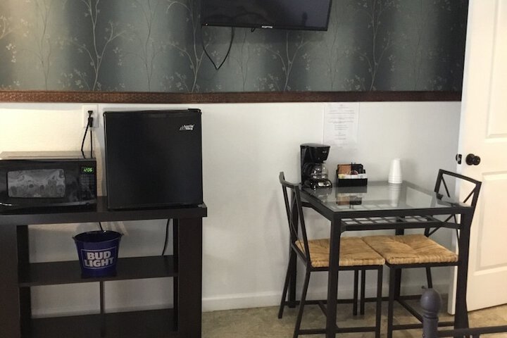 Room 20 of 124