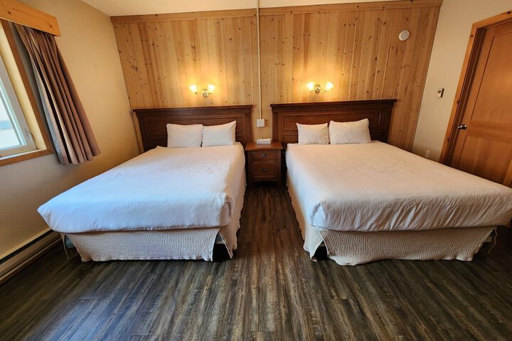 Aspen Village Inn