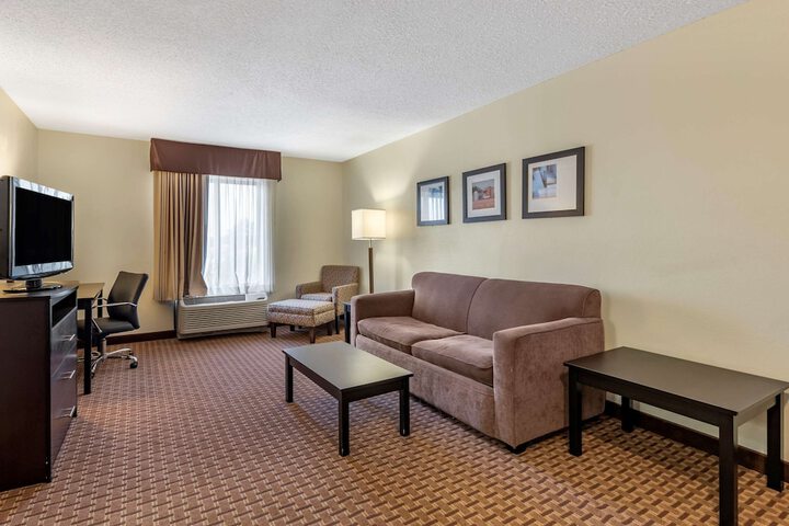 Room 15 of 47