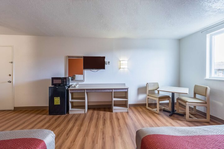Room 19 of 30