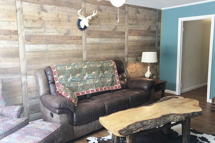 Room 35 of 61