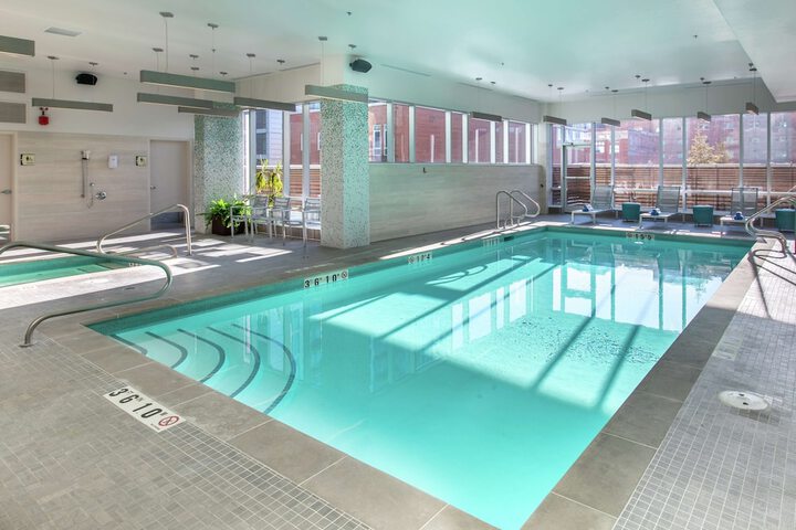 Hilton Garden Inn Calgary Downtown