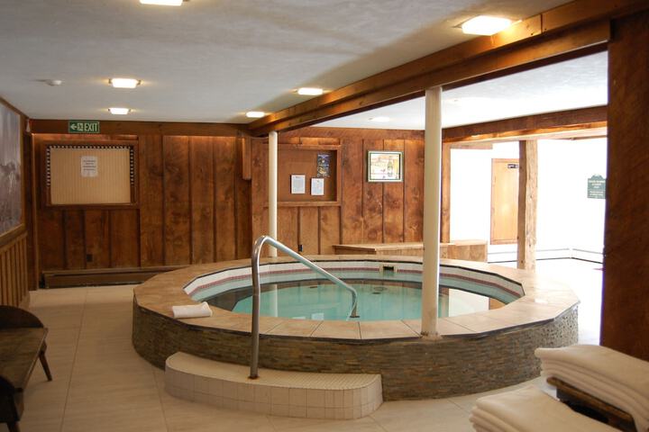 Summit Lodge