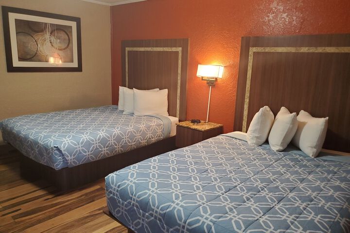 Room 11 of 21