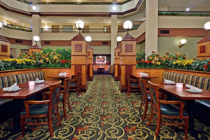 Dining 58 of 69