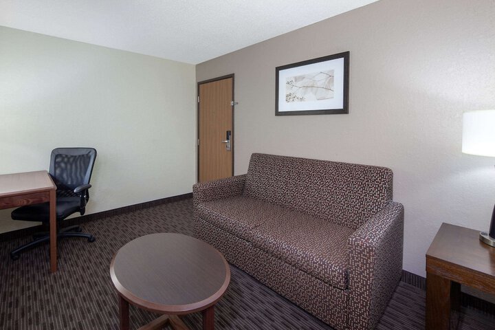 Room 14 of 44