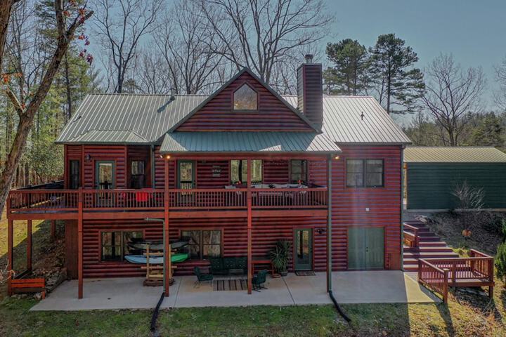 32 Acre Memory Maker by Escape to Blue Ridge