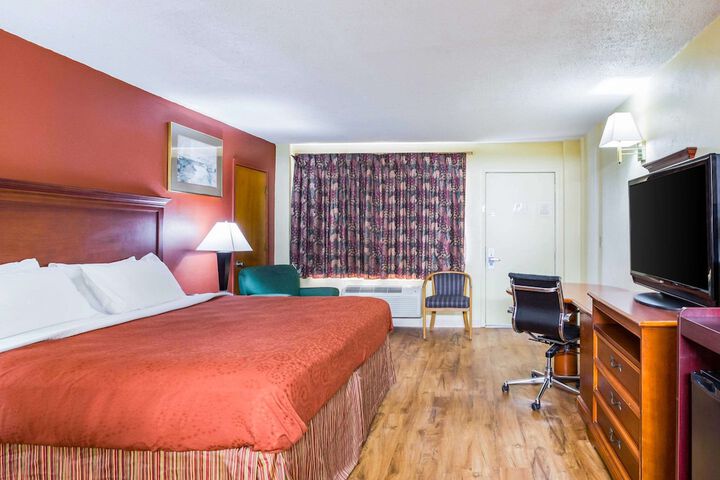 Room 42 of 50