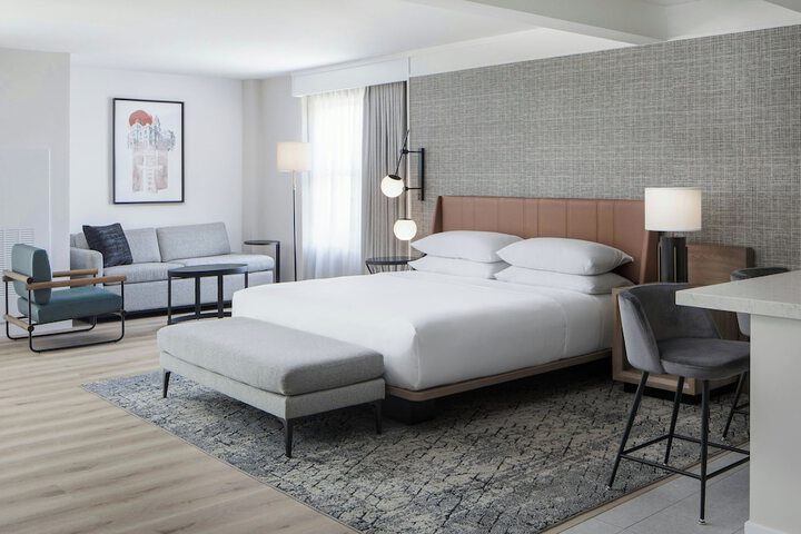 Sheraton Fort Worth Downtown Hotel