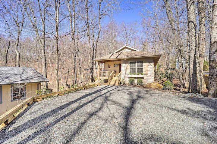 Mountain Getaway Home in a Resort Community!