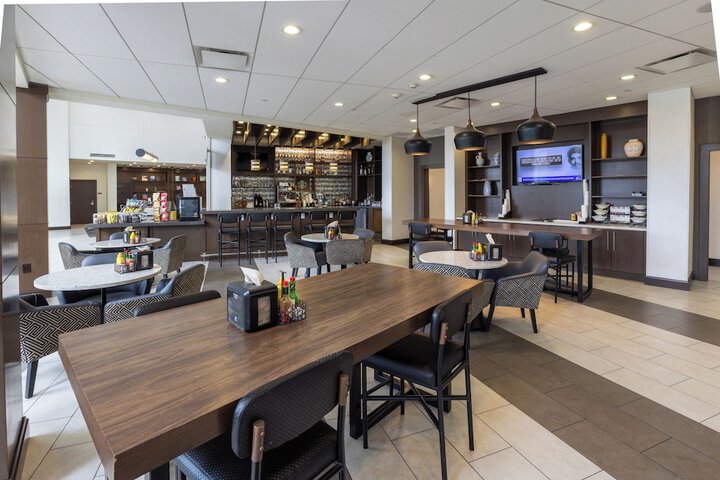 Hyatt Place Dallas / The Colony