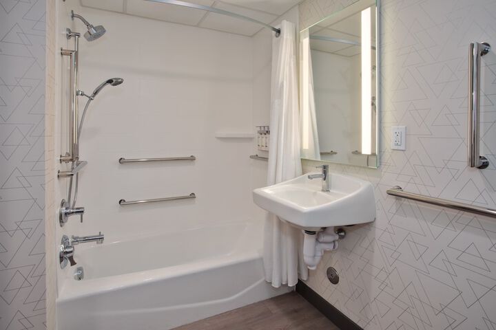 Holiday Inn Express Kitty Hawk Outer Banks by IHG