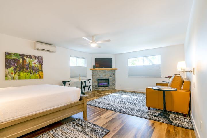 Room 34 of 106