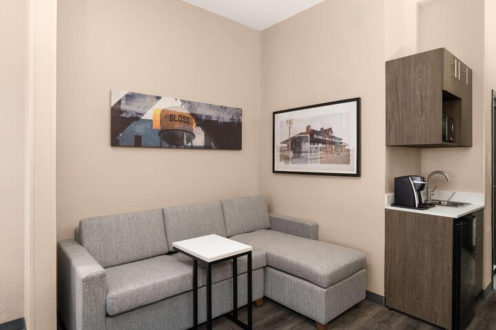 La Quinta Inn & Suites by Wyndham Bessemer