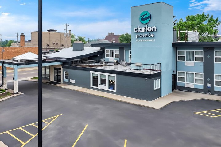 Clarion Pointe Rhinelander Downtown
