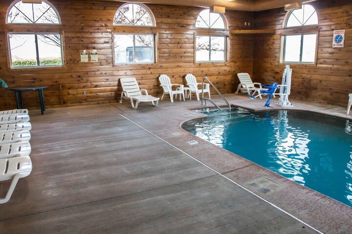 Pool 7 of 32