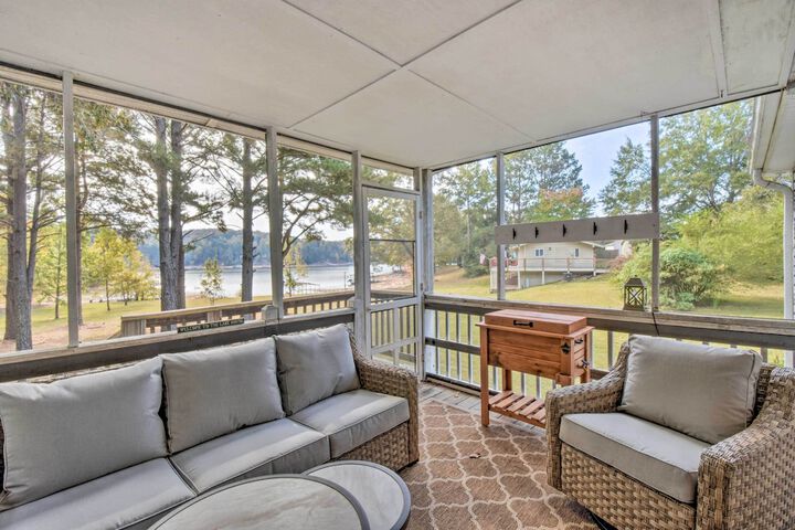Lakefront Westminster Retreat w / Boat Dock!