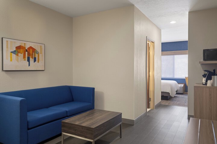 Room 22 of 52