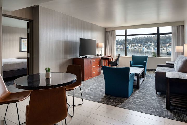 Room 11 of 44