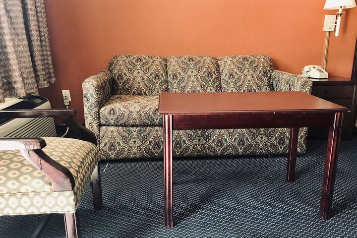 Executive Inn
