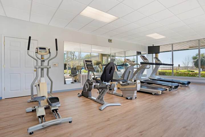 Quality Inn & Suites near Lake Eufaula