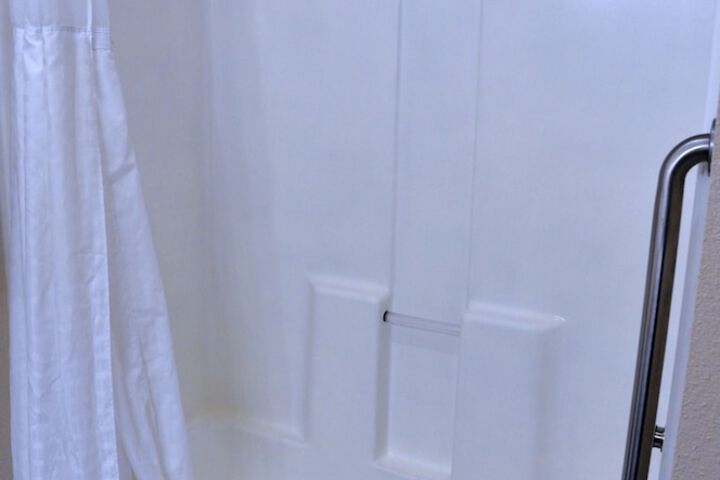 Room 21 of 41