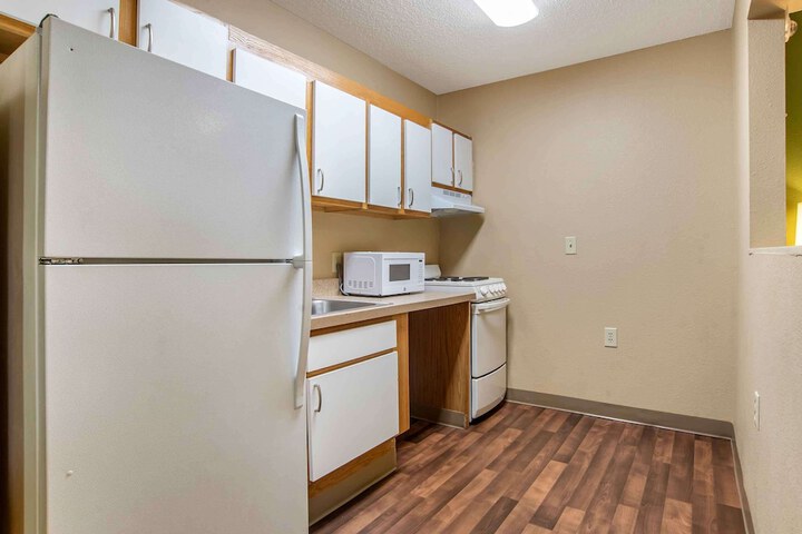 Room 16 of 26
