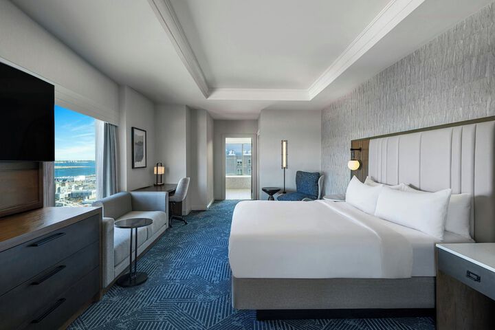 Renaissance Boston Seaport District