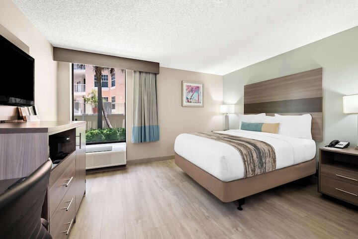 Room 19 of 29