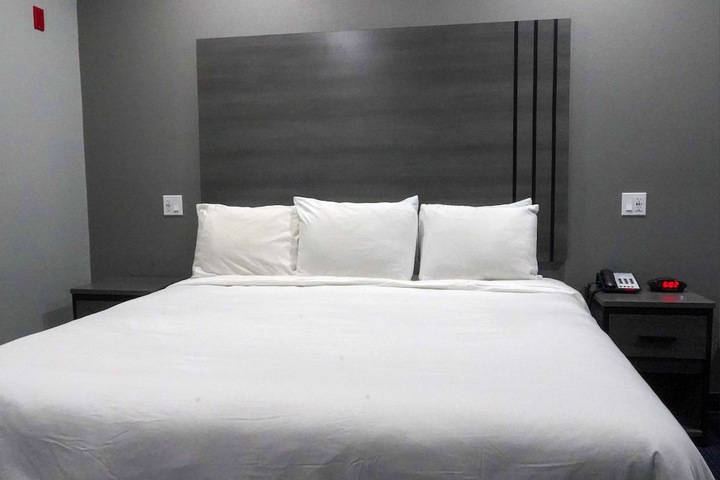 Room 19 of 26
