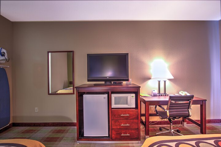 Room 8 of 21