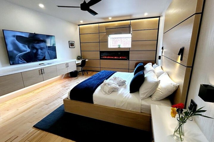 Room 73 of 110